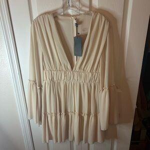 Missord Cream V-Neck Babydoll Mini Dress